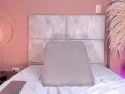 Amateur Nude Webcam of AnnaDenver