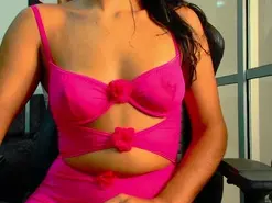 Amateur Adult Webcam of latin_couple77