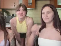 Amateur Live Sex Cam of Yuki_Caramells