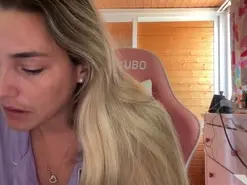 Amateur Adult Video Chat of FresitaParadise