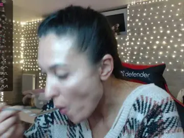 Bongacams Free Porn Cam of Marina4Love