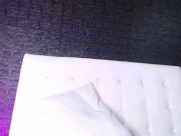 Bongacams Watch Live Sex Cams of SweetMoniica