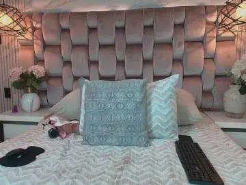 Bongacams Free Porn Cam of JeenSexy