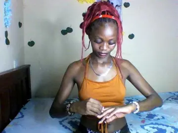 Bongacams Watch Live Sex Cams of Luna-Noir