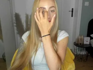 Bongacams Nude Webcam of SEXYcoralie