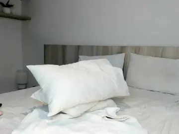 Bongacams Sex Cam of Cinnamon-Lips