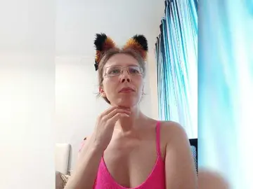 Bongacams Best live sex cam show of -queen-margo-