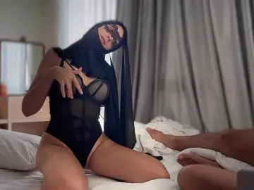 Bongacams Private Sex Chat of hiddenCrazySlut