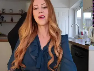 Bongacams Best live sex cam show of stripmequick
