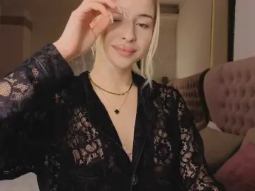 Bongacams Free Porn Cam of Bella-crazyy