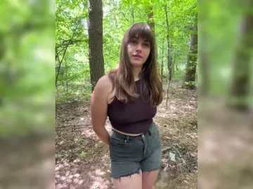 Bongacams Watch Live Sex Cams of Cherry-viking98