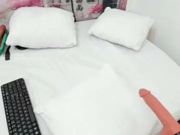 Bongacams Live Sex of charlotte-111