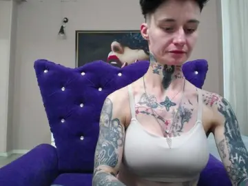 Bongacams Free Live Porn of KennysXX