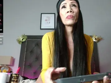 Bongacams Watch Live Sex Cams of CharlotteLemke