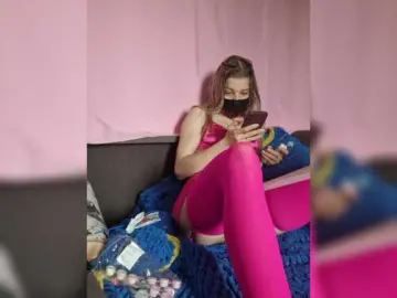 Bongacams Watch Live Sex Cams of LunaNylon