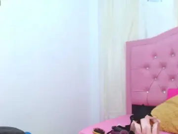 Bongacams Watch Live Sex Cams of Melodyxcute