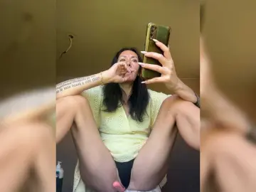 Bongacams Private Sex Chat of KarolinaMilf