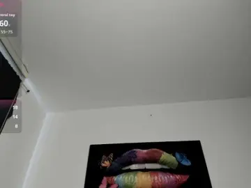 Bongacams Watch Live Sex Cams of scarlett-wOlf