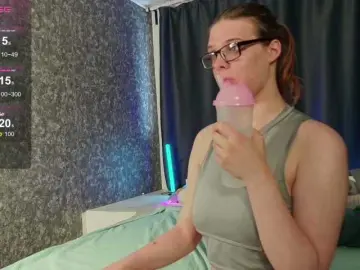 Bongacams Nude Webcam of KIKIKrash