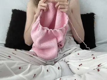 Bongacams Free Porn Cam of BestyBoobs