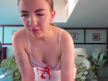Bongacams Live Sex Cam of KiraRustle