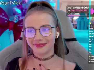 Bongacams Adult Webcam of -VikkiL0vesCheese-