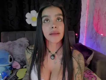 Bongacams Watch Live Sex Cams of laurencamila1