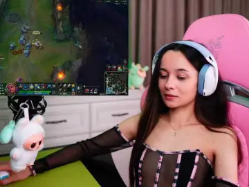Bongacams Free Porn Cam of JuicyAngel
