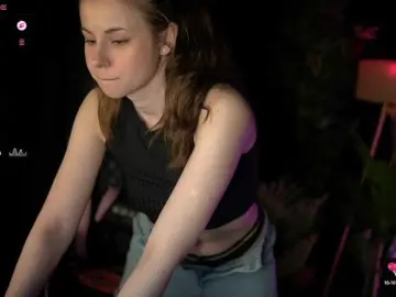 Bongacams Watch Live Sex Cams of Angeles08