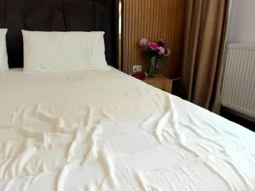 Bongacams Private Sex Chat of roses-dream