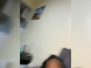 Bongacams Watch Live Sex Cams of Curvy-maxy9
