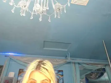 Bongacams Sex Cam of adrianna_fox