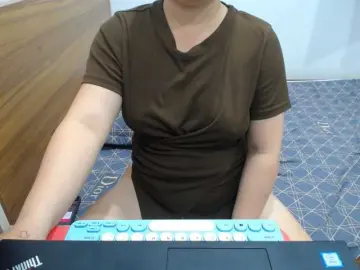 Bongacams Free Live Porn of --Luna--