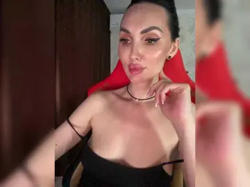 Bongacams Watch Live Sex Cams of LolaFox