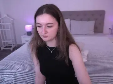 Bongacams Watch Live Sex Cams of CyrenaLuxe