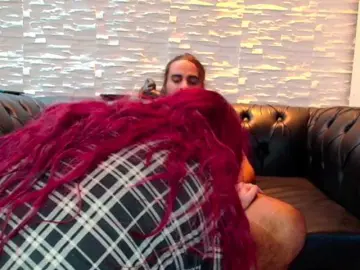 Bongacams Sex Chat of AmelieandRoss