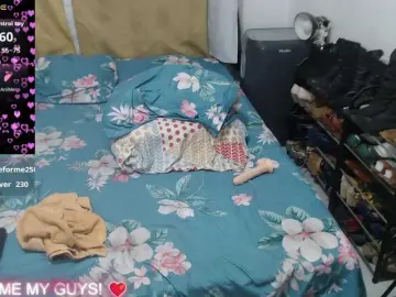 Bongacams Watch Live Sex Cams of saimajayeb