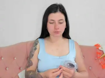 Bongacams Watch Live Sex Cams of JenellKurtz