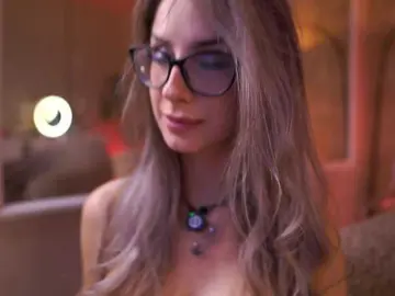 Bongacams Free Porn Cam of MaddieBryggs