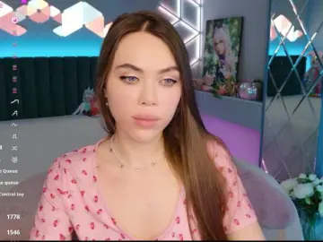 Bongacams Free Live Porn of MimiForce
