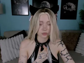 Bongacams Free Porn Cam of DragonFlya