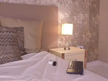 Bongacams Watch Live Sex Cams of JadaKai
