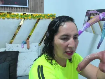 Bongacams Live Porn of Luna-Naughty1