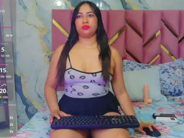 Bongacams Sex Cam of softlatina