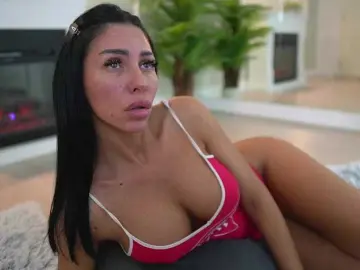 Bongacams Best Webcam of MyaBlack