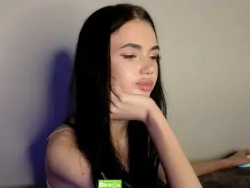 Bongacams Watch Live Sex Cams of Lola-Lush