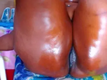 Bongacams Sex Cam of kimfierykitty