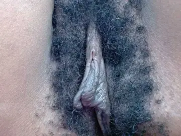 Bongacams Sex Chat of Skinybitchx
