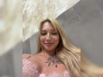 Bongacams Sex Chat of EwaBrown