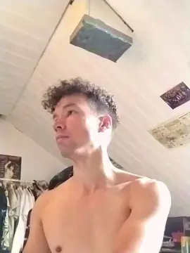 Cam4 Free Live Porn of HotFabian93